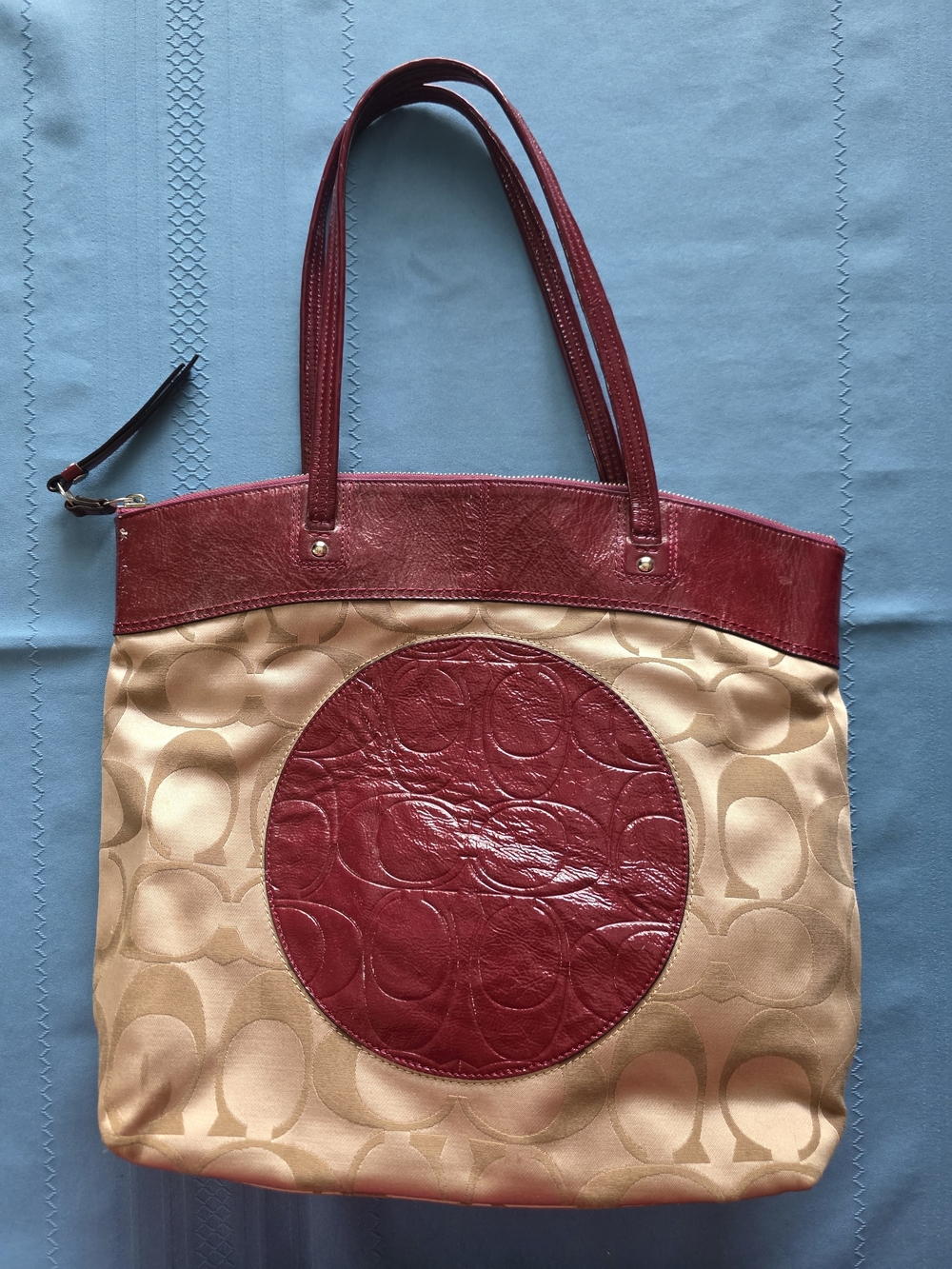 Coach Laura Signature Tote Canvas & Berry Patent Leather F18335 Jacquard